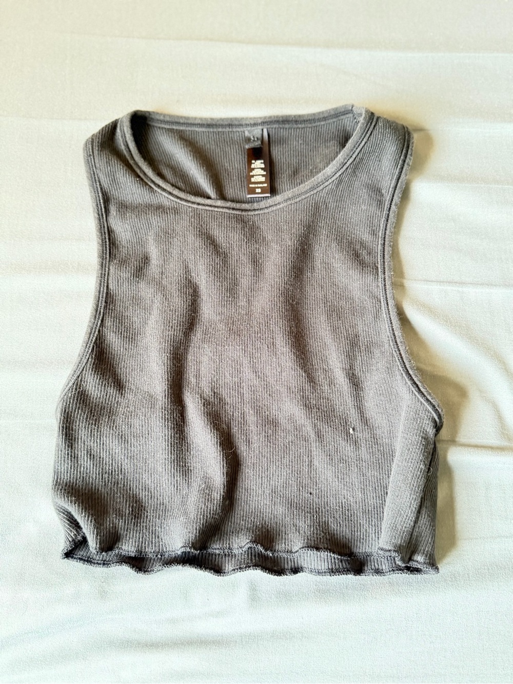SKIMS Ribbed Crop Tank Top - Gray